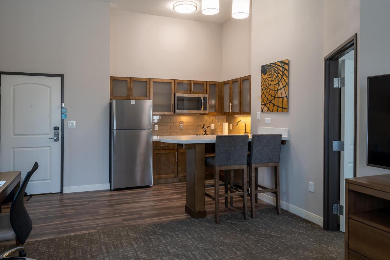 Staybridge Suites Houston East - Baytown By Ihg Номер фото