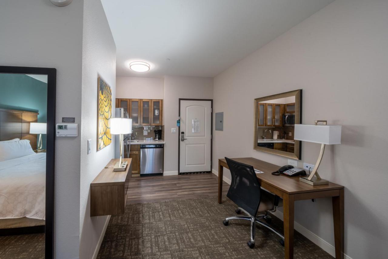 Staybridge Suites Houston East - Baytown By Ihg Номер фото
