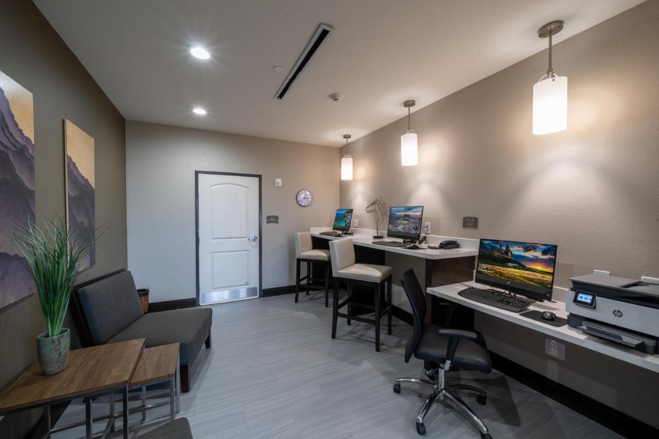 Staybridge Suites Houston East - Baytown By Ihg Екстер'єр фото