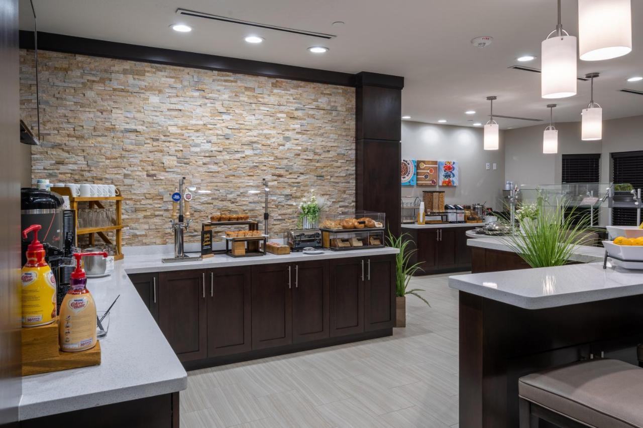 Staybridge Suites Houston East - Baytown By Ihg Екстер'єр фото